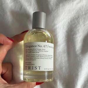 TWIST Elegance No. 67 Eau de Parfum